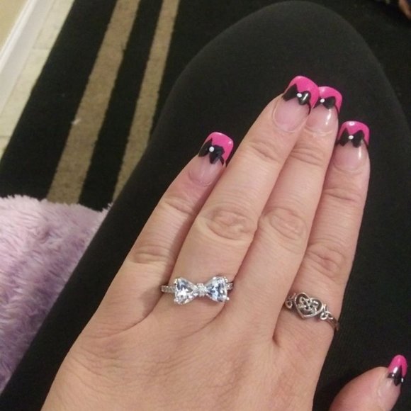 1 day SALE! 925 Sterling White Sapphire Bow Ring🌹 - Picture 7 of 14